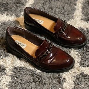 Esprit woman patent shoes